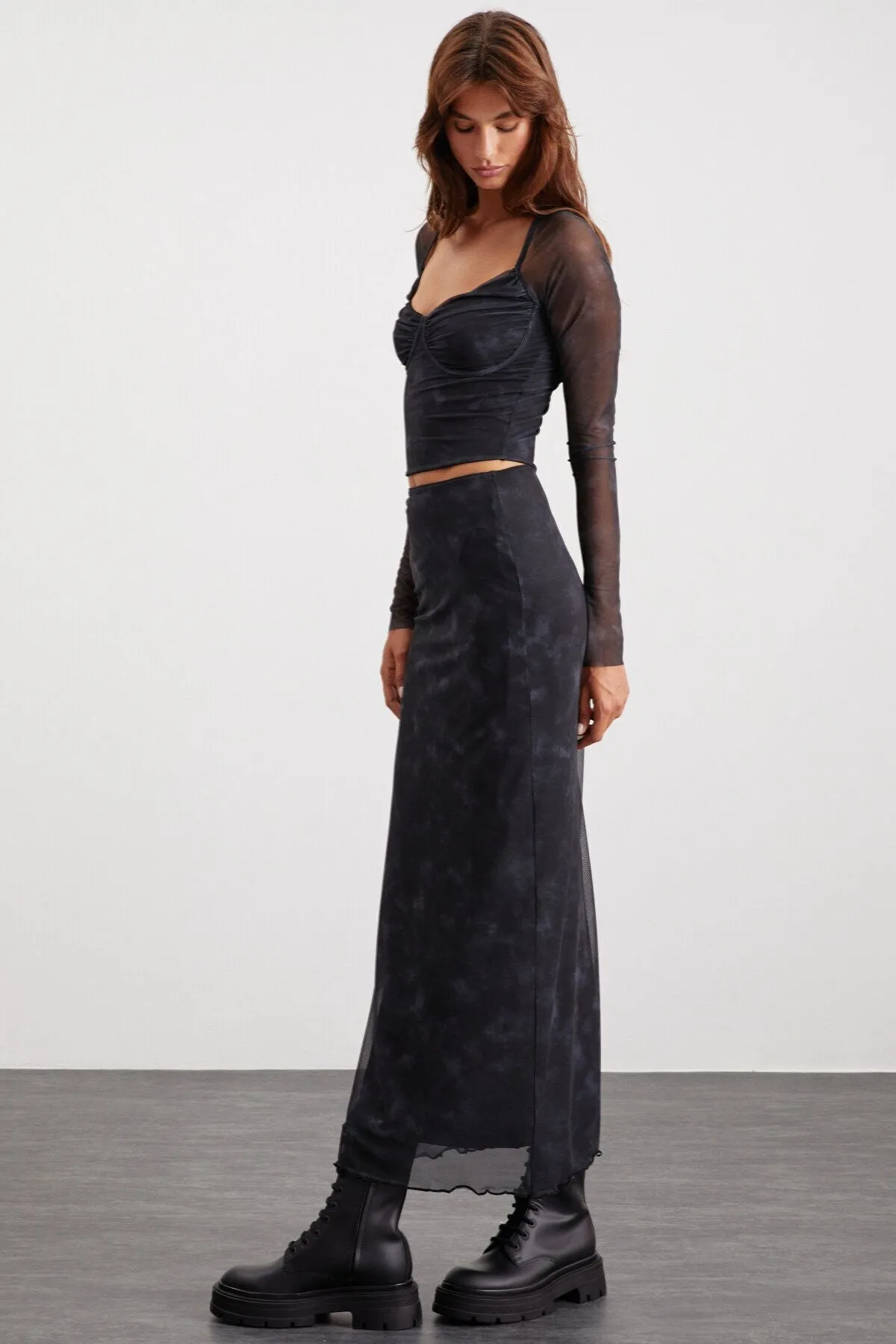 Beulah woman maxi height waist tulle dark gray skirt