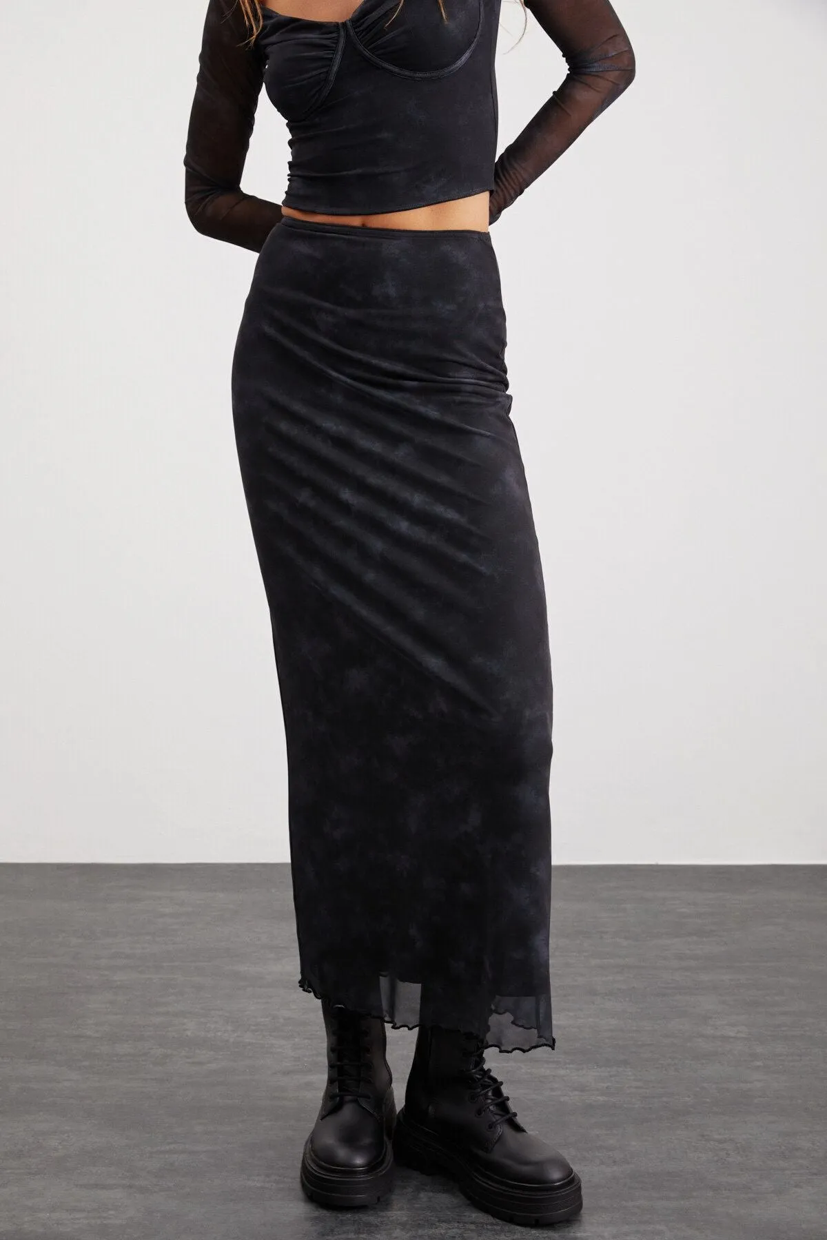 Beulah woman maxi height waist tulle dark gray skirt