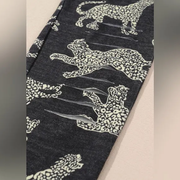 Cheetah Print Ripped Leggings