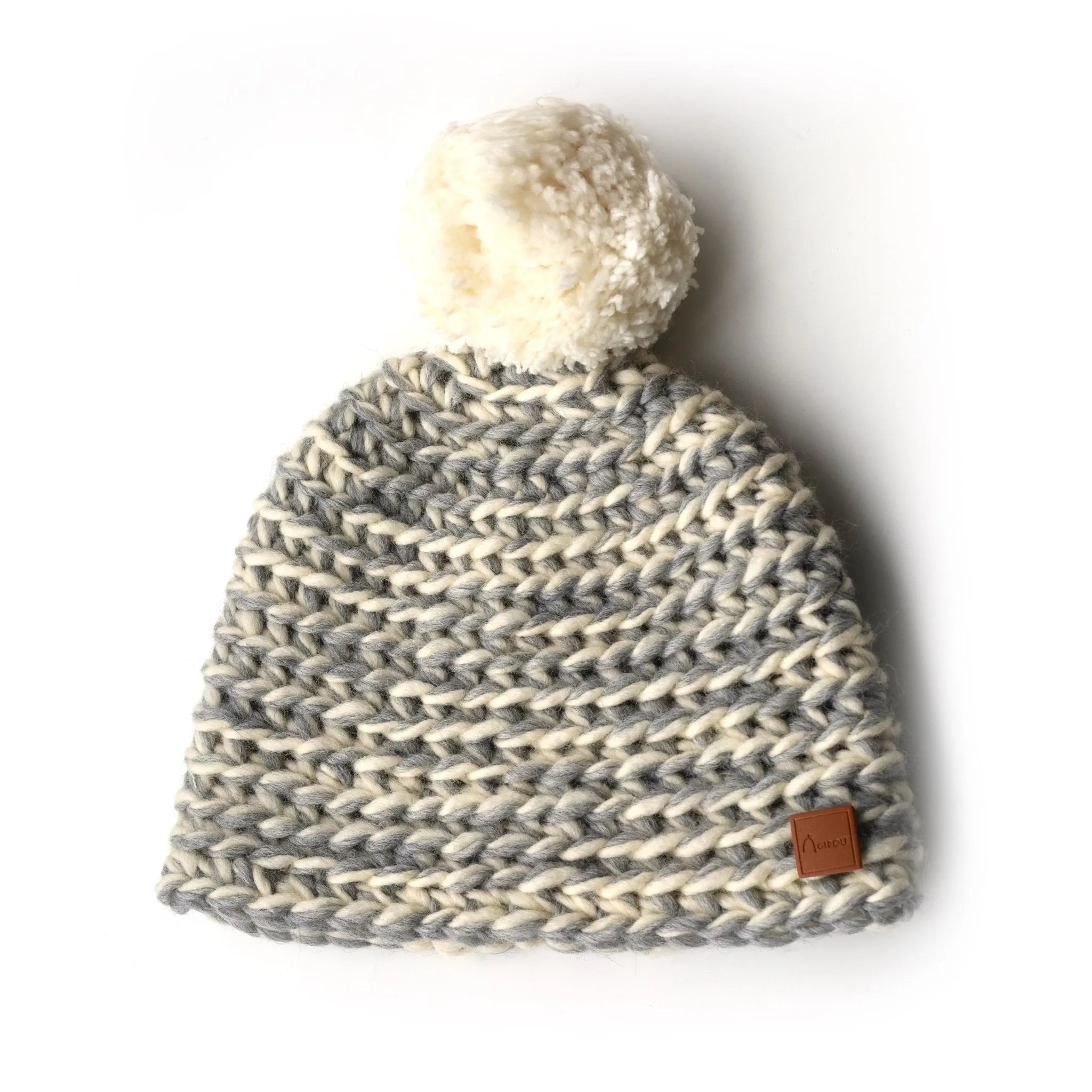 Tuque classique tricotée à la main