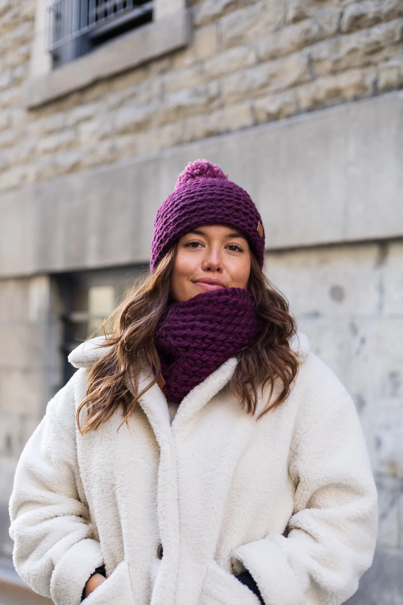 Tuque classique tricotée à la main